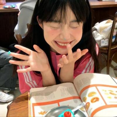今日爆料网站51 - 某知名导演被曝潜规则多名女演员，圈内人心惶惶